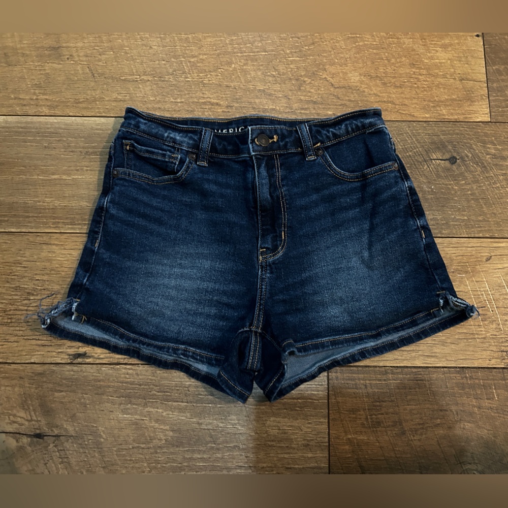 AE STRETCH denim mom short - size 2 - dark indigo wash